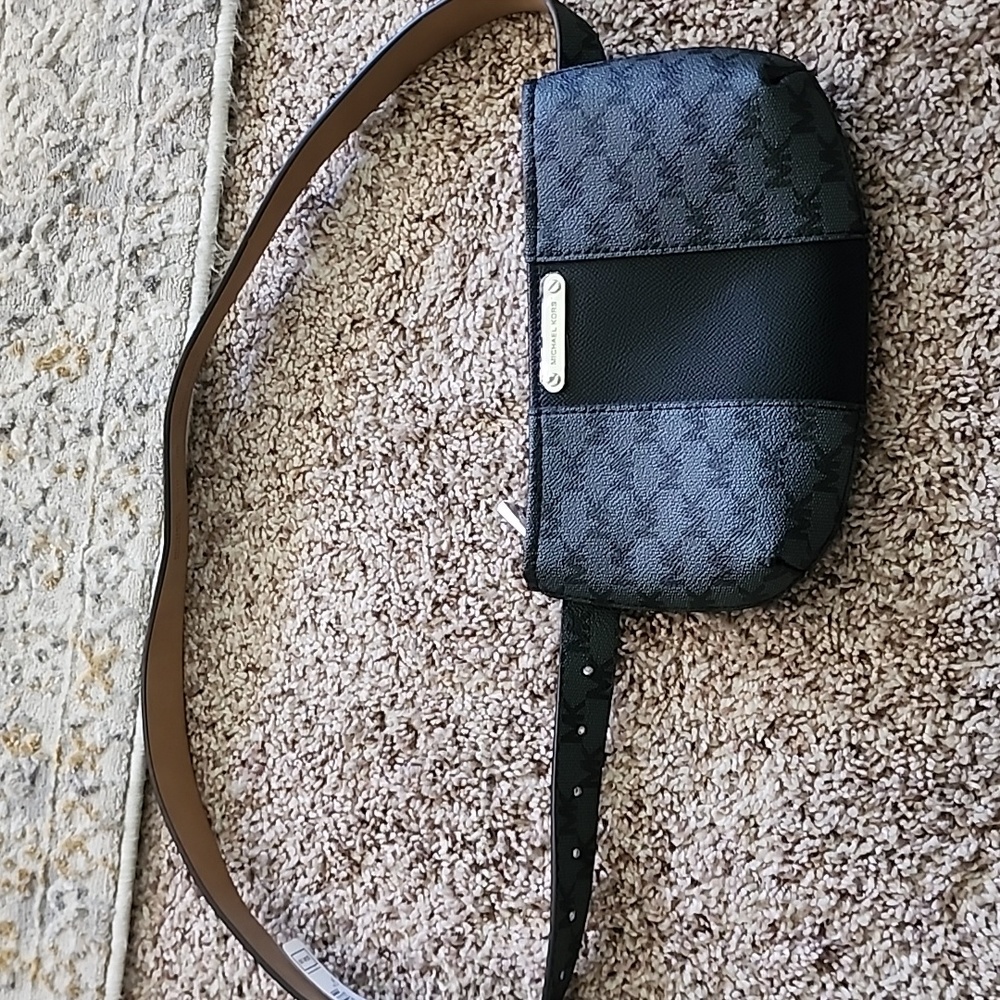 Michael kors belt pouch